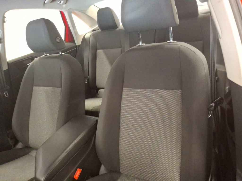 Used 2019 Volkswagen Jetta SE FWD image 18