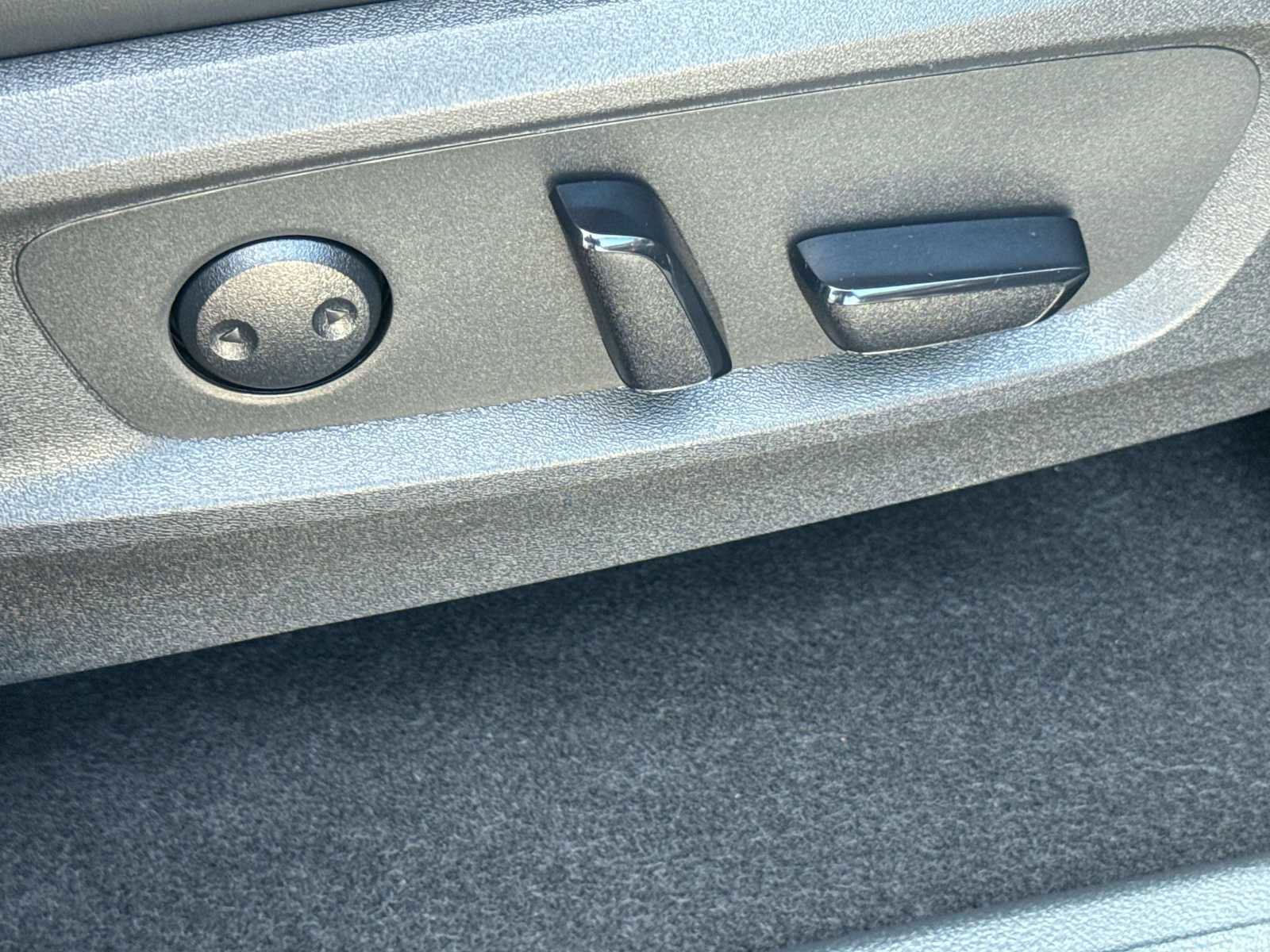 Used 2023 INFINITI QX60 Luxe image 10