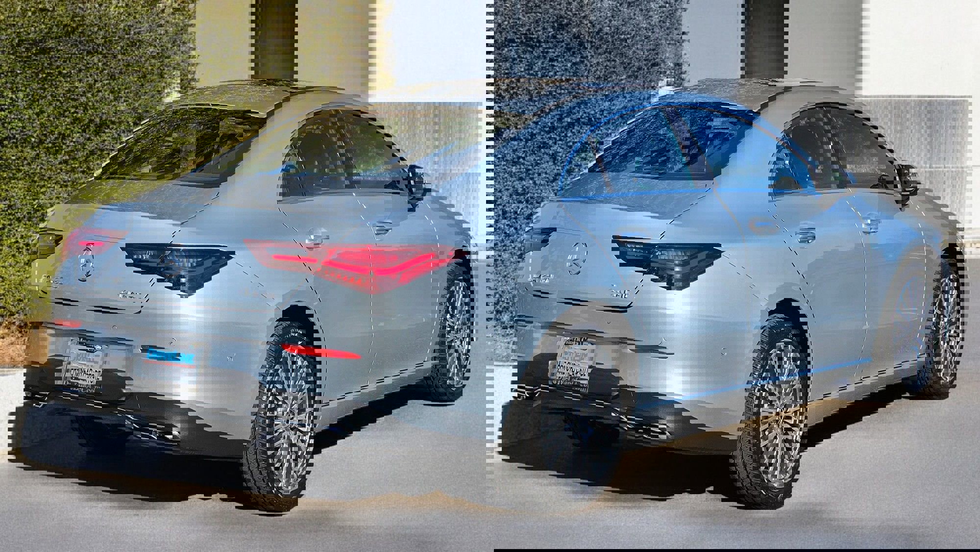 Used 2025 Mercedes-Benz CLA 250 4MATIC image 8