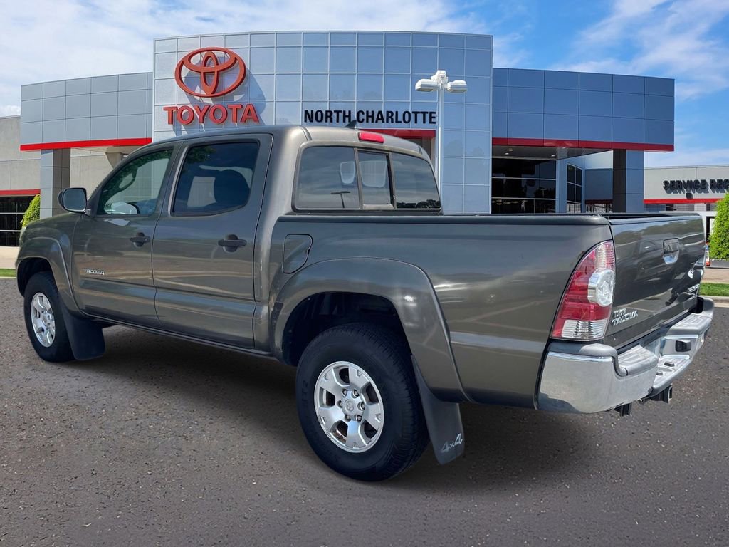 Used 2015 Toyota Tacoma 4x4 Double Cab w/ SR5 Package image 4