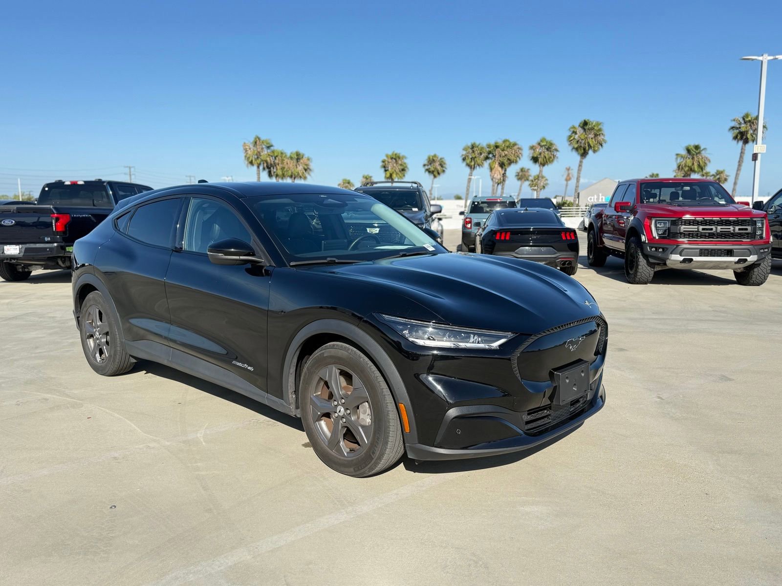 Used 2022 Ford Mustang Mach-E Select AWD/4WD image 4