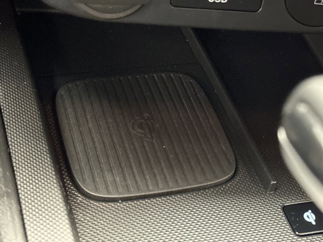 Used 2025 Hyundai Elantra Sport image 16