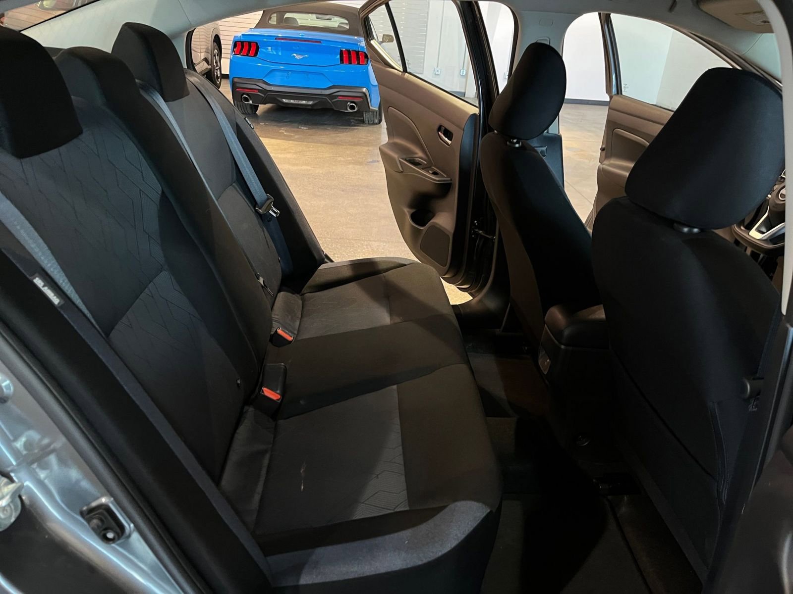 Used 2025 Nissan Versa SV image 36