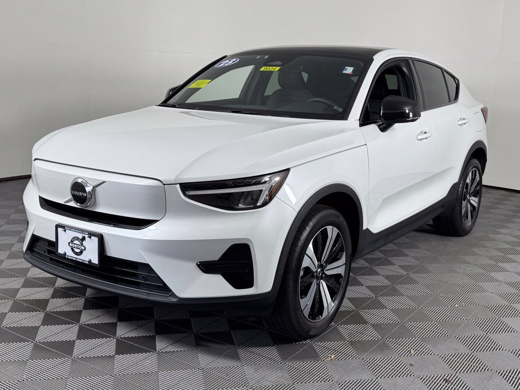 Certified 2023 Volvo C40 Recharge Core w/ Protection Package Premier AWD/4WD image 13