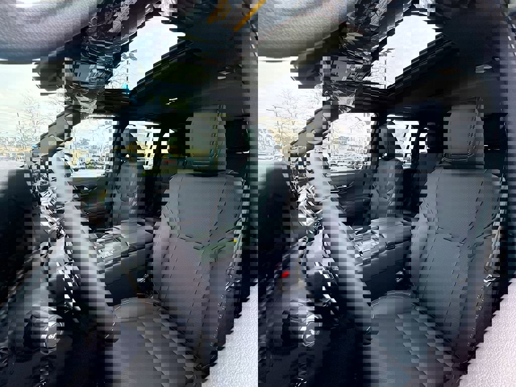 New 2026 Lexus LX 700h Luxury image 10