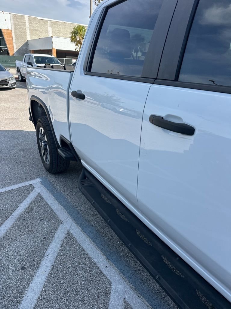Used 2021 Chevrolet Silverado 2500 Custom w/ Gooseneck/5TH Wheel Package AWD/4WD image 10
