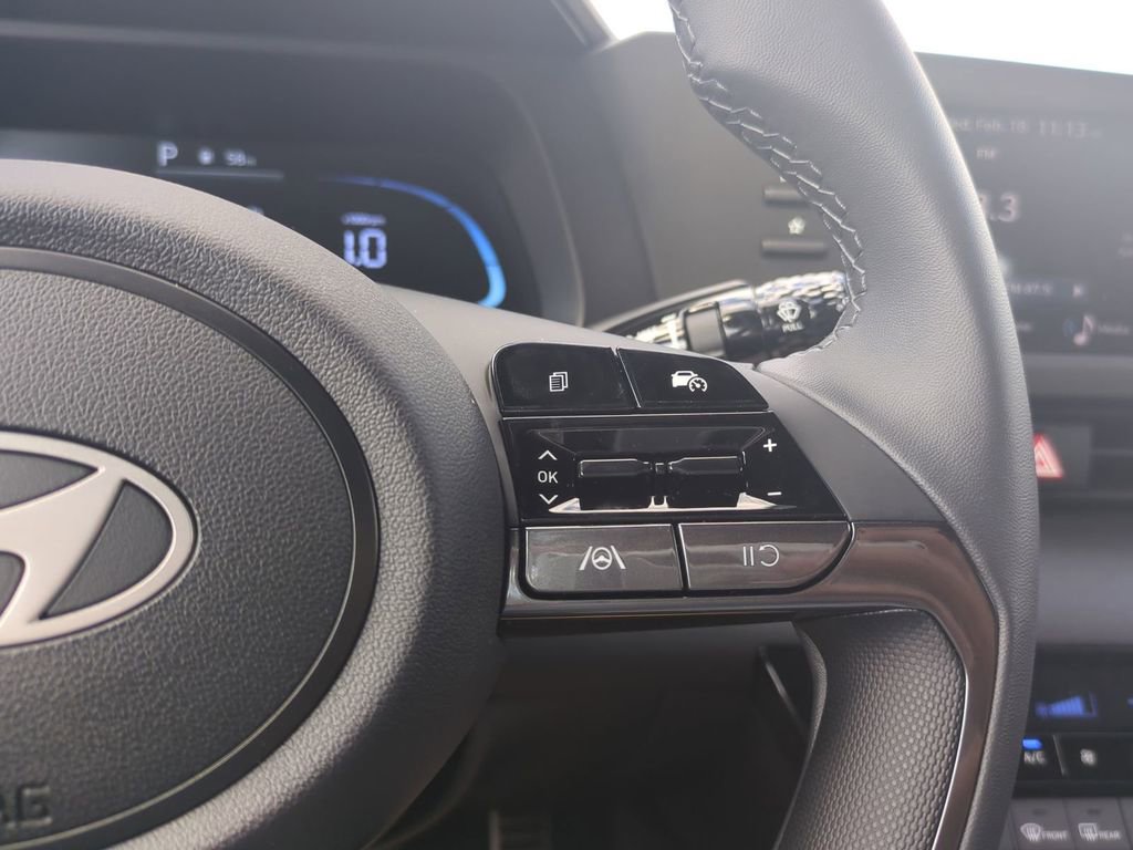 New 2026 Hyundai Elantra Sport image 28