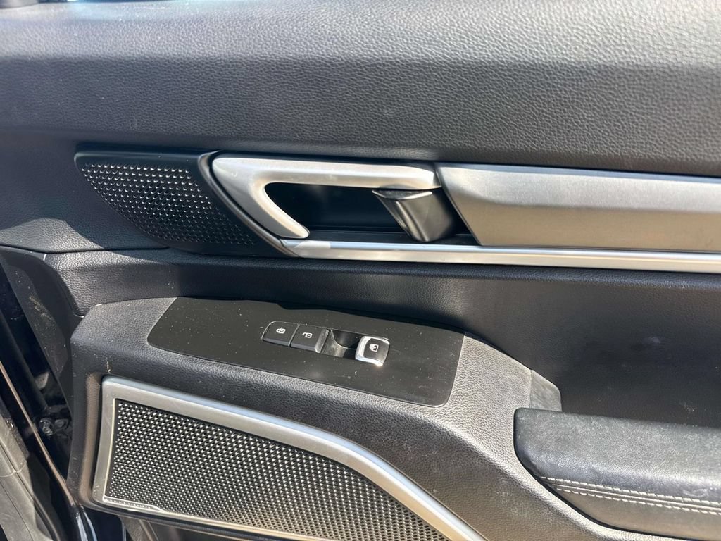 Used 2020 Kia Telluride LX AWD/4WD image 21