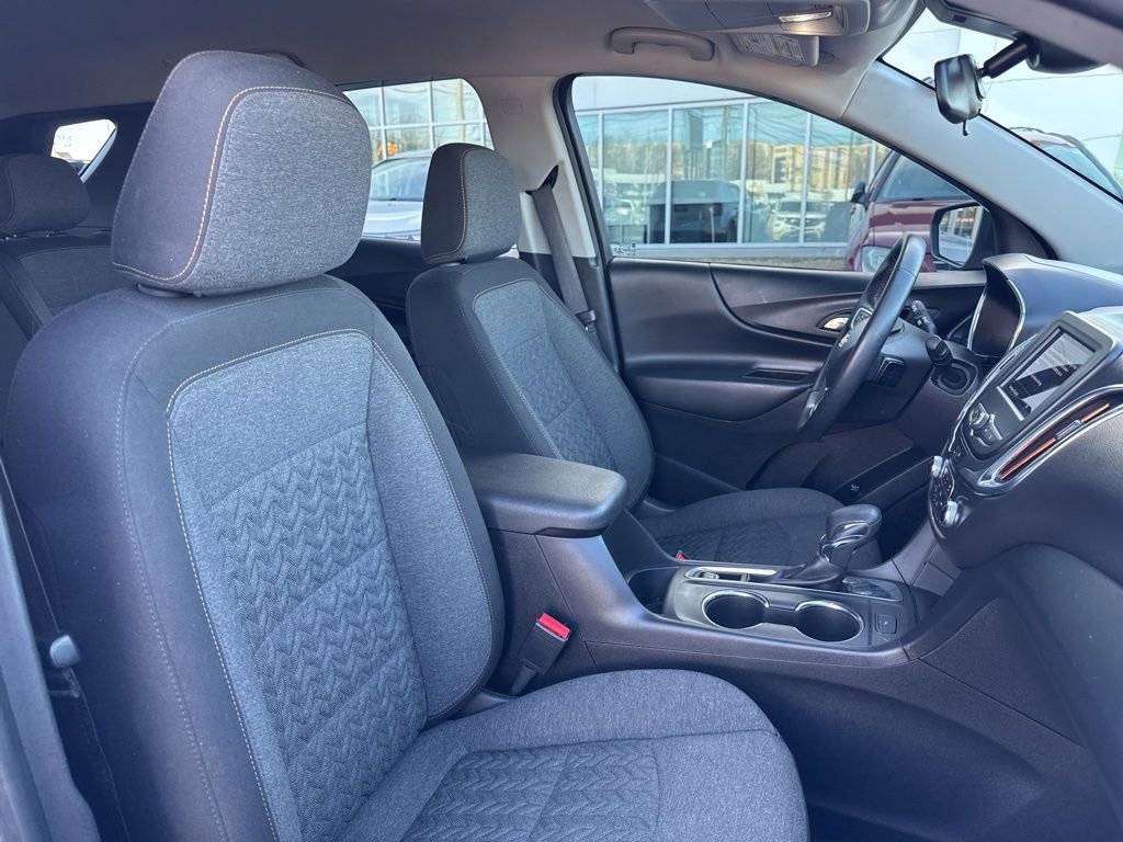 Used 2023 Chevrolet Equinox LT image 24