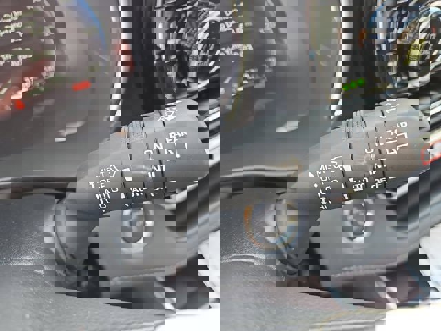 New 2025 Toyota Highlander Platinum image 24