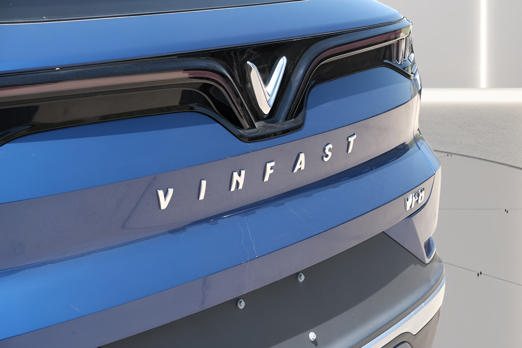 New 2025 VinFast VF 8 Plus AWD/4WD image 36