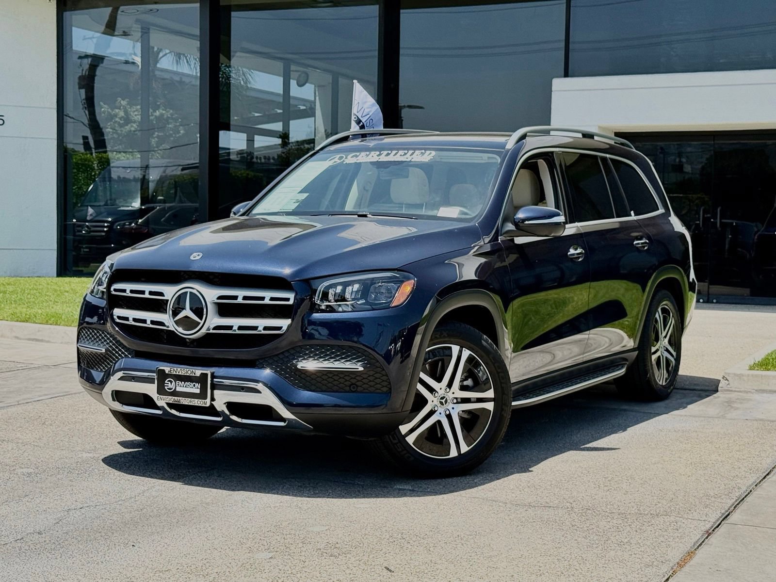 Used 2022 Mercedes-Benz GLS 450 4MATIC image 2