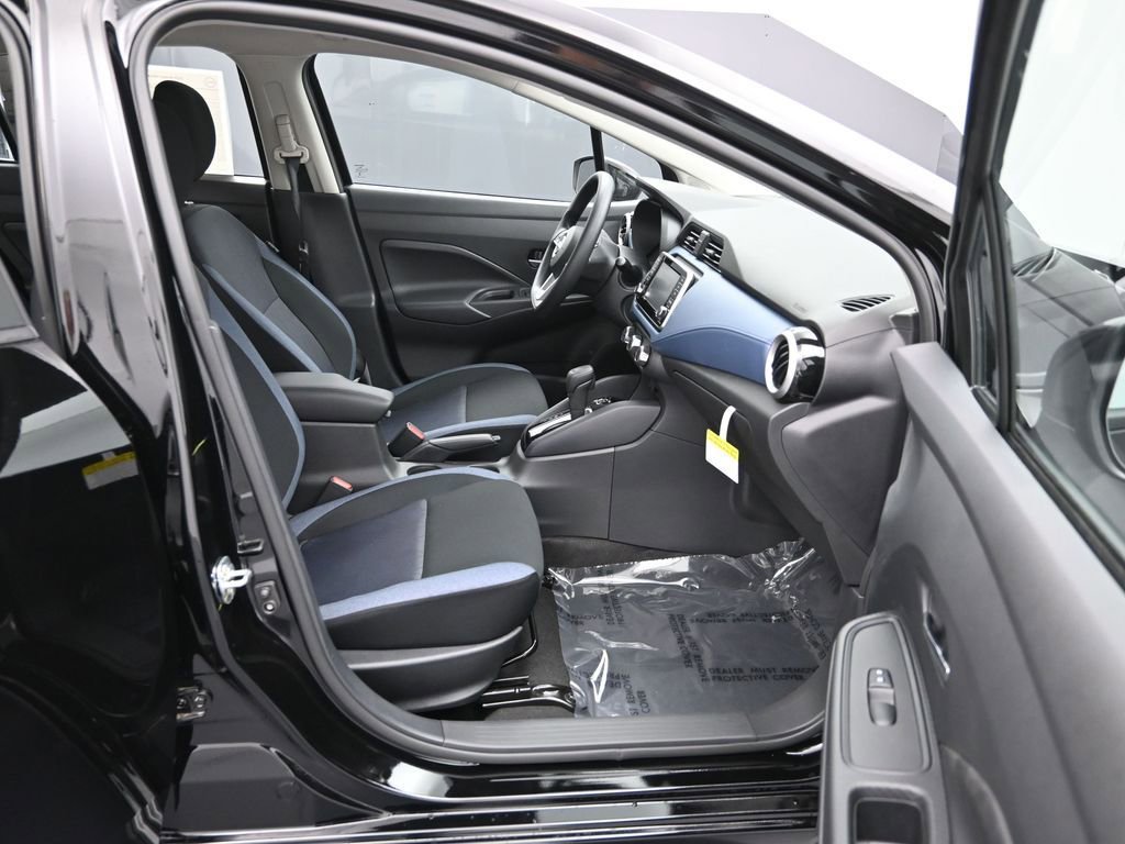 New 2025 Nissan Versa SV w/ Trunk Package FWD image 24