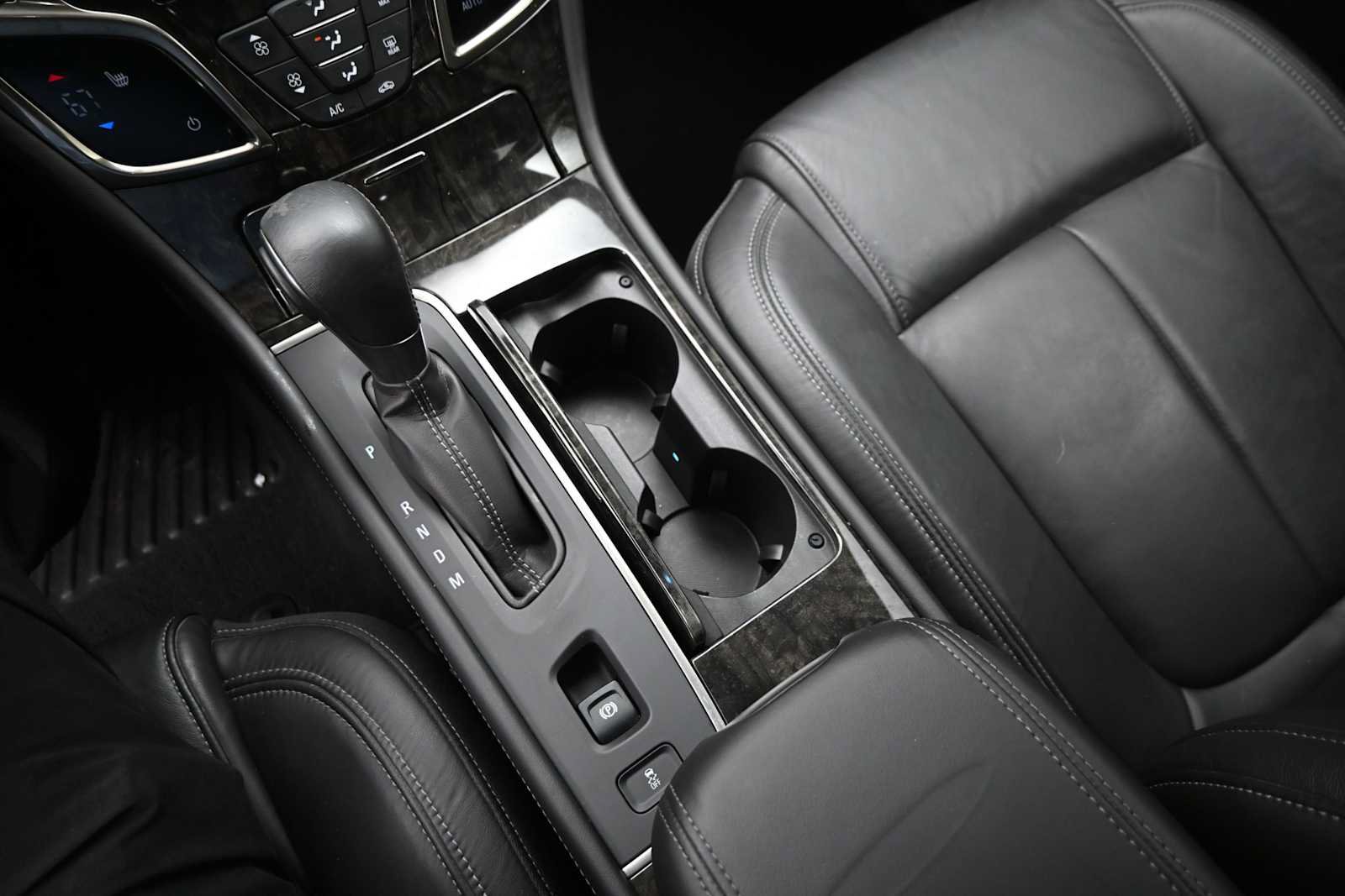 Used 2016 Buick LaCrosse Leather AWD/4WD image 22