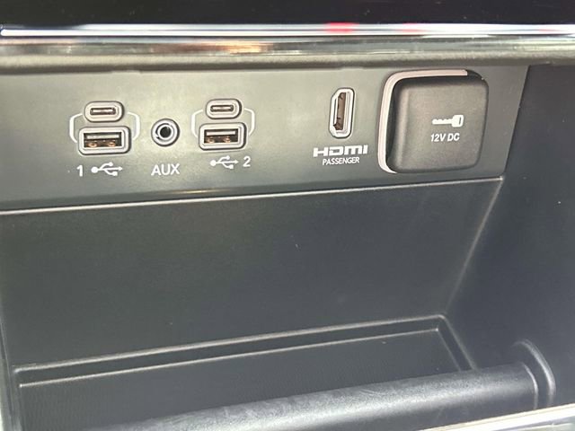 Used 2023 Jeep Grand Cherokee 4WD 4xe image 32