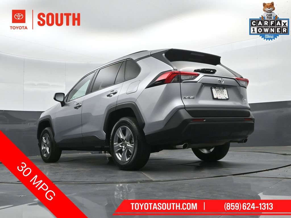 Used 2025 Toyota RAV4 XLE image 42