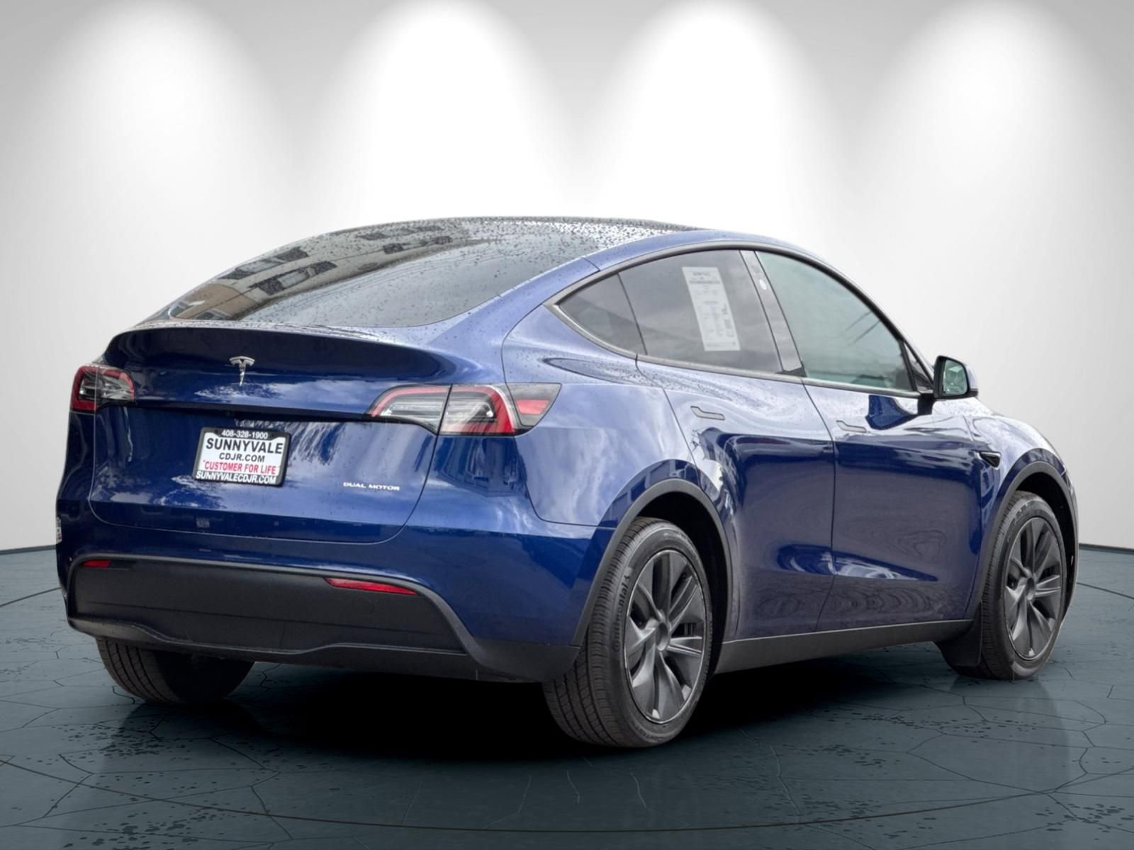 Used 2024 Tesla Model Y Long Range image 4