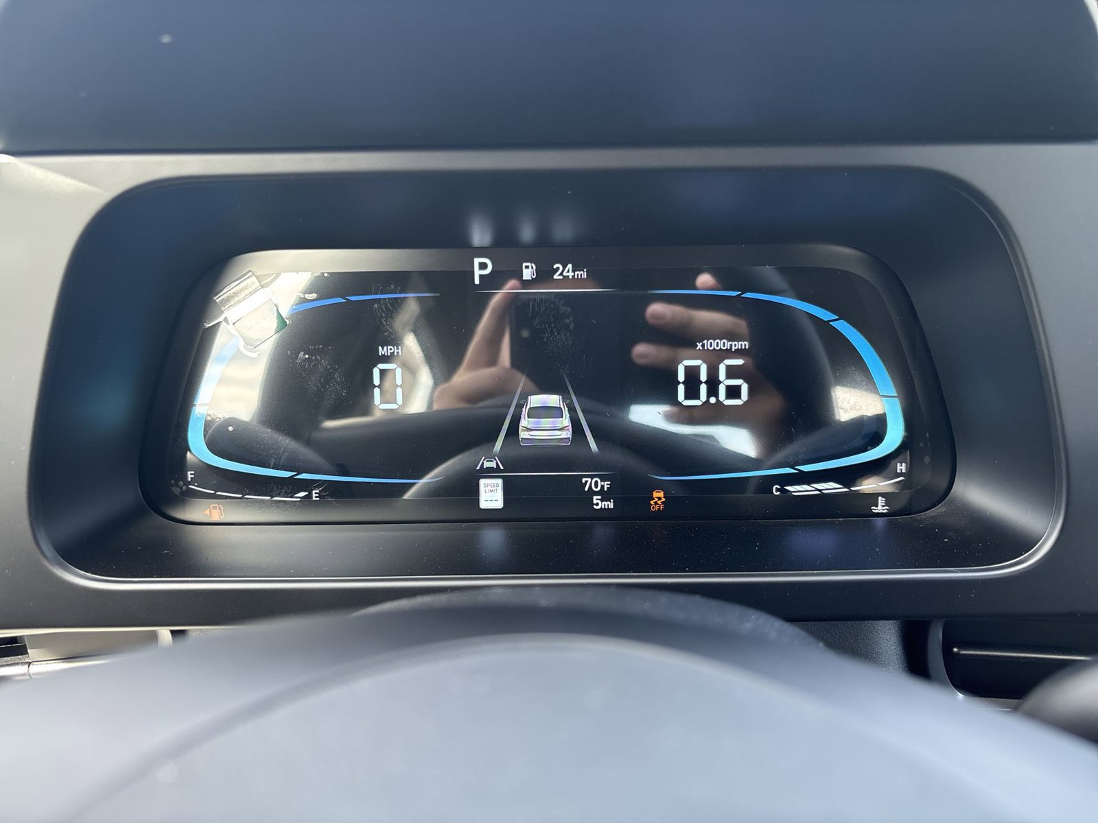 New 2026 Hyundai Elantra SEL Sport FWD image 16