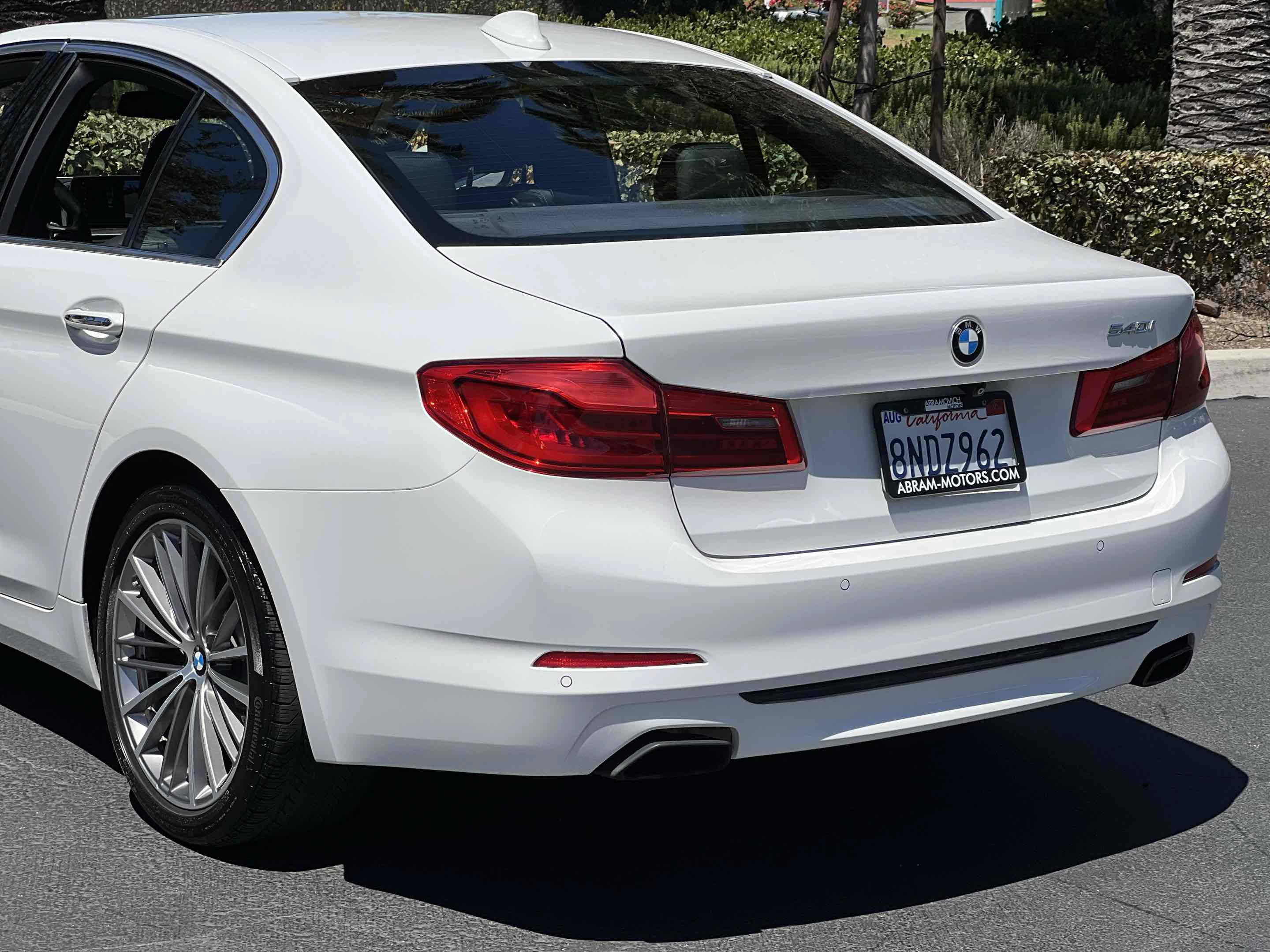 Used 2017 BMW 540i RWD image 50