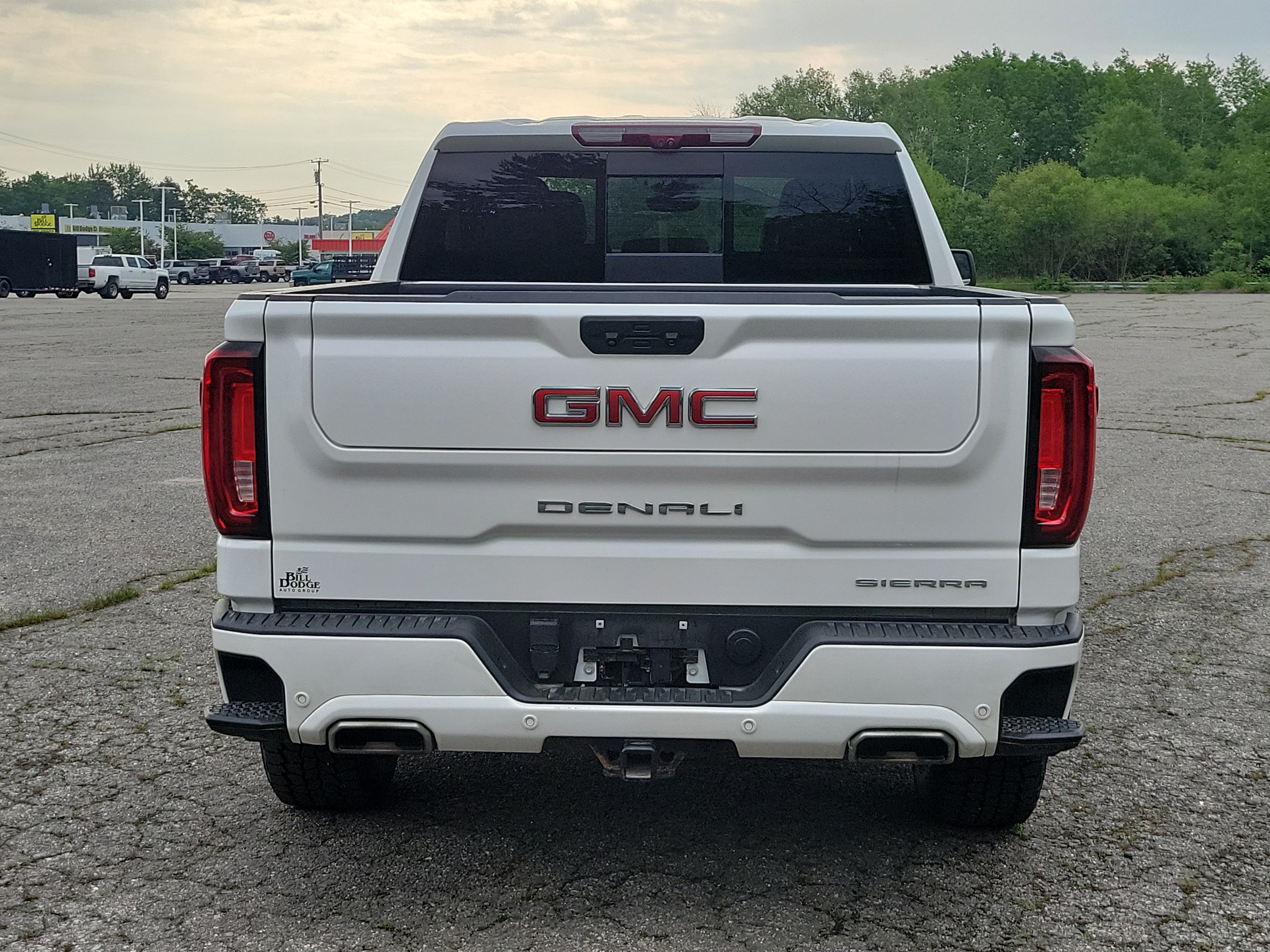 Used 2023 GMC Sierra 1500 Denali w/ Technology Package AWD/4WD image 6