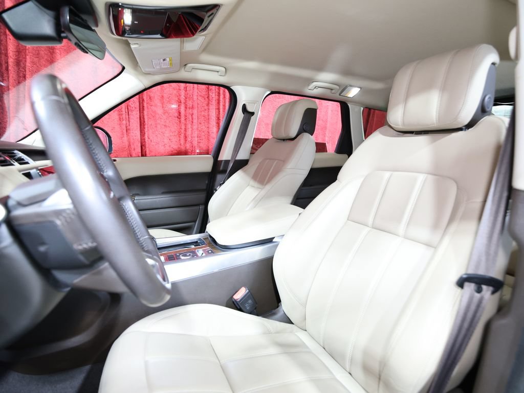 Used 2019 Land Rover Range Rover Sport SE AWD/4WD image 13