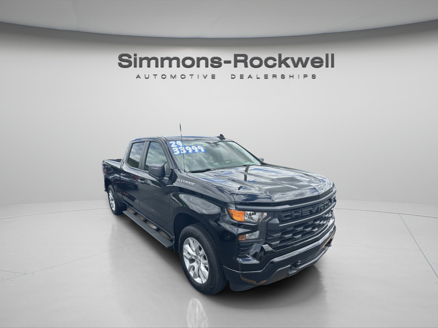 Used 2024 Chevrolet Silverado 1500 Custom AWD/4WD image 5