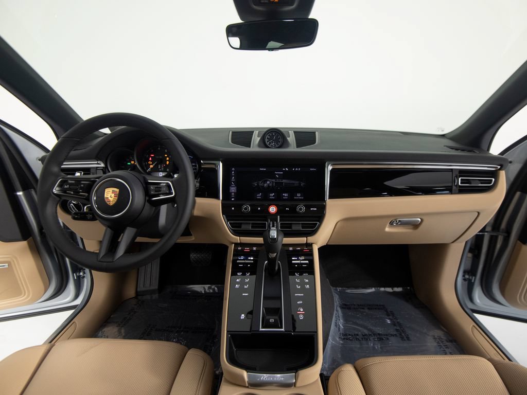 New 2026 Porsche Macan AWD/4WD image 36