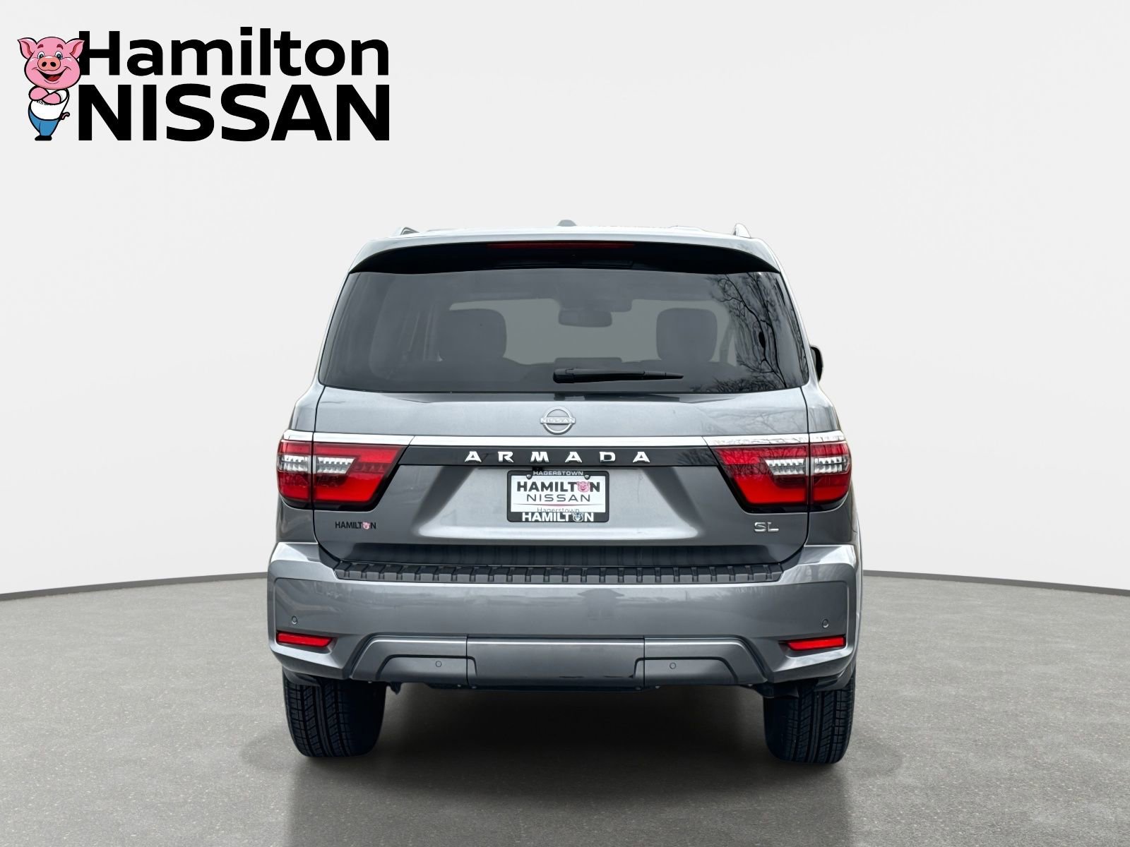 Used 2024 Nissan Armada SL w/ Captain's Chairs Package image 3