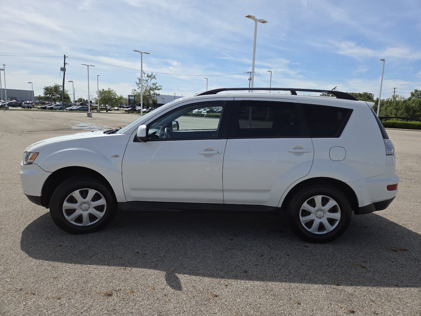 Used 2012 Mitsubishi Outlander ES FWD image 11