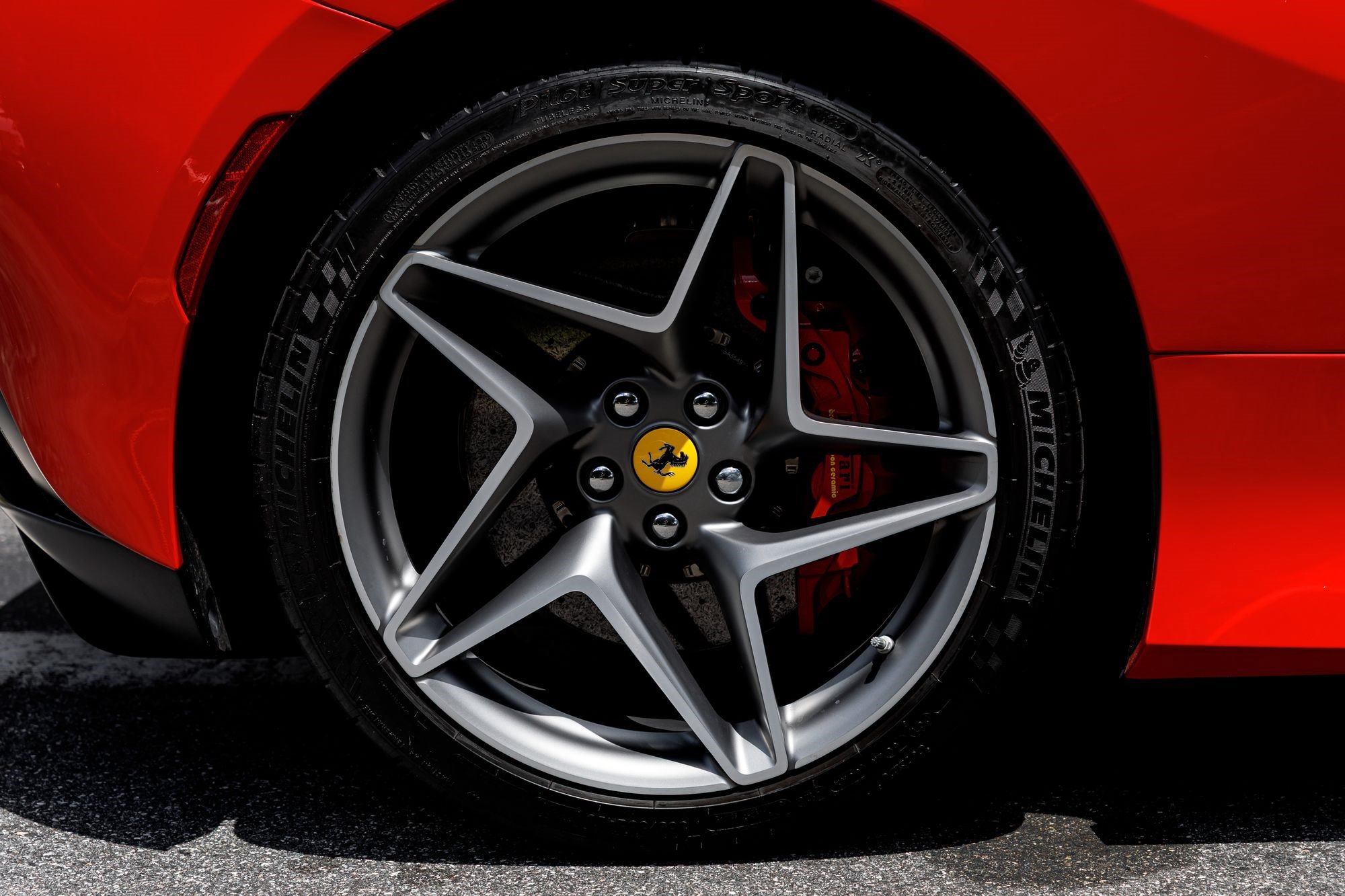 Used 2021 Ferrari F8 Tributo RWD image 42