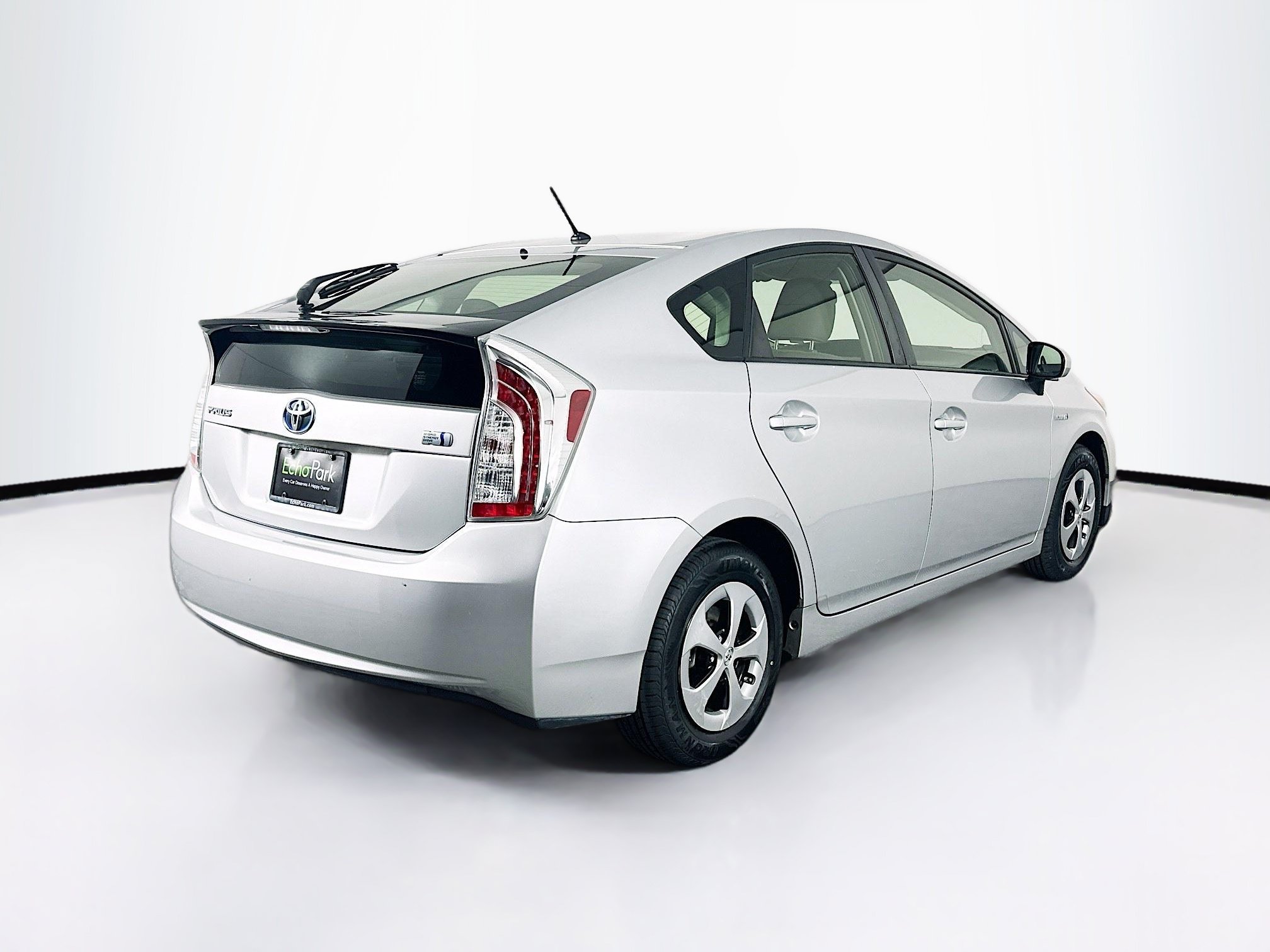 Used 2013 Toyota Prius Two FWD image 9