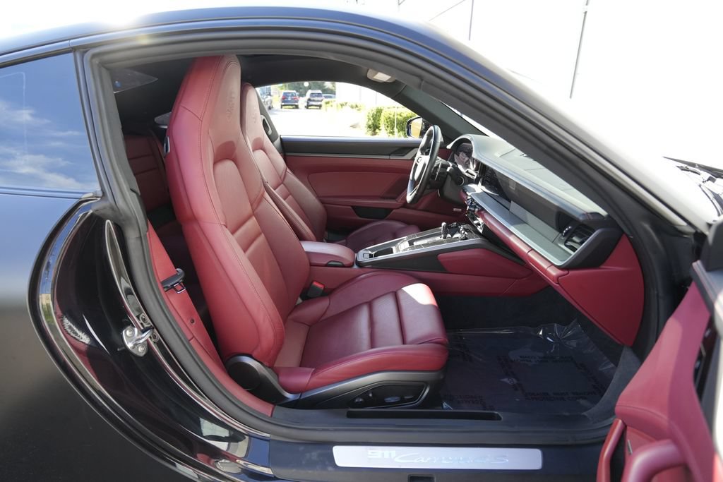 Used 2020 Porsche 911 Carrera 4S AWD/4WD image 56