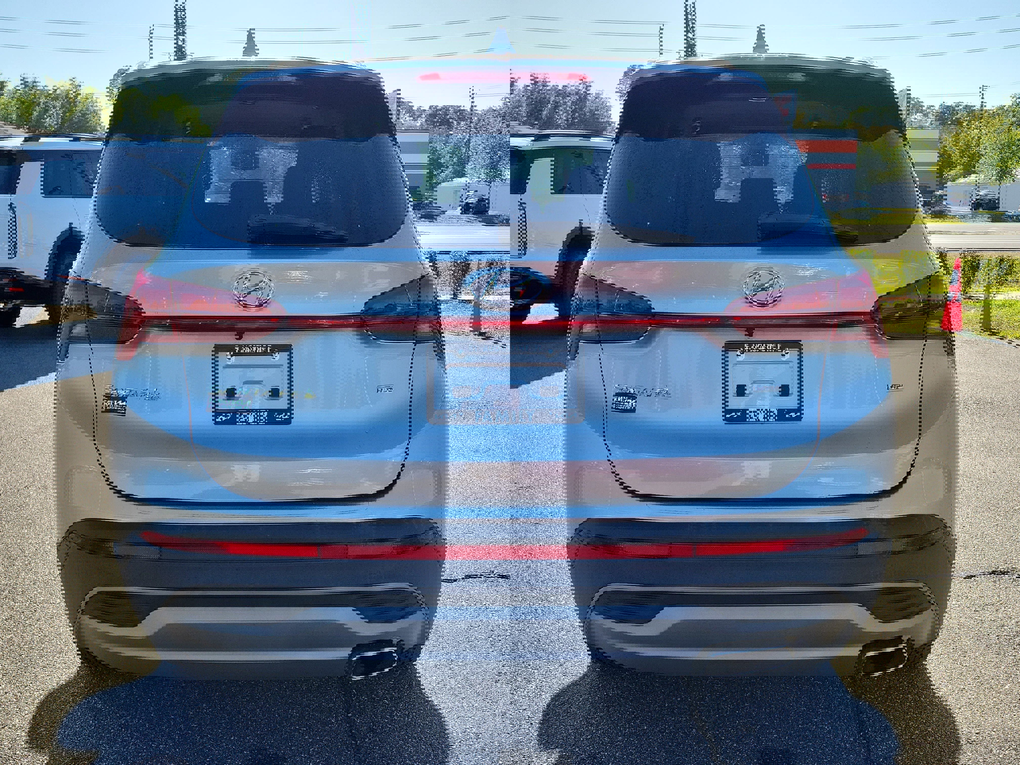 Used 2023 Hyundai Santa Fe SE w/ Cargo Package image 5