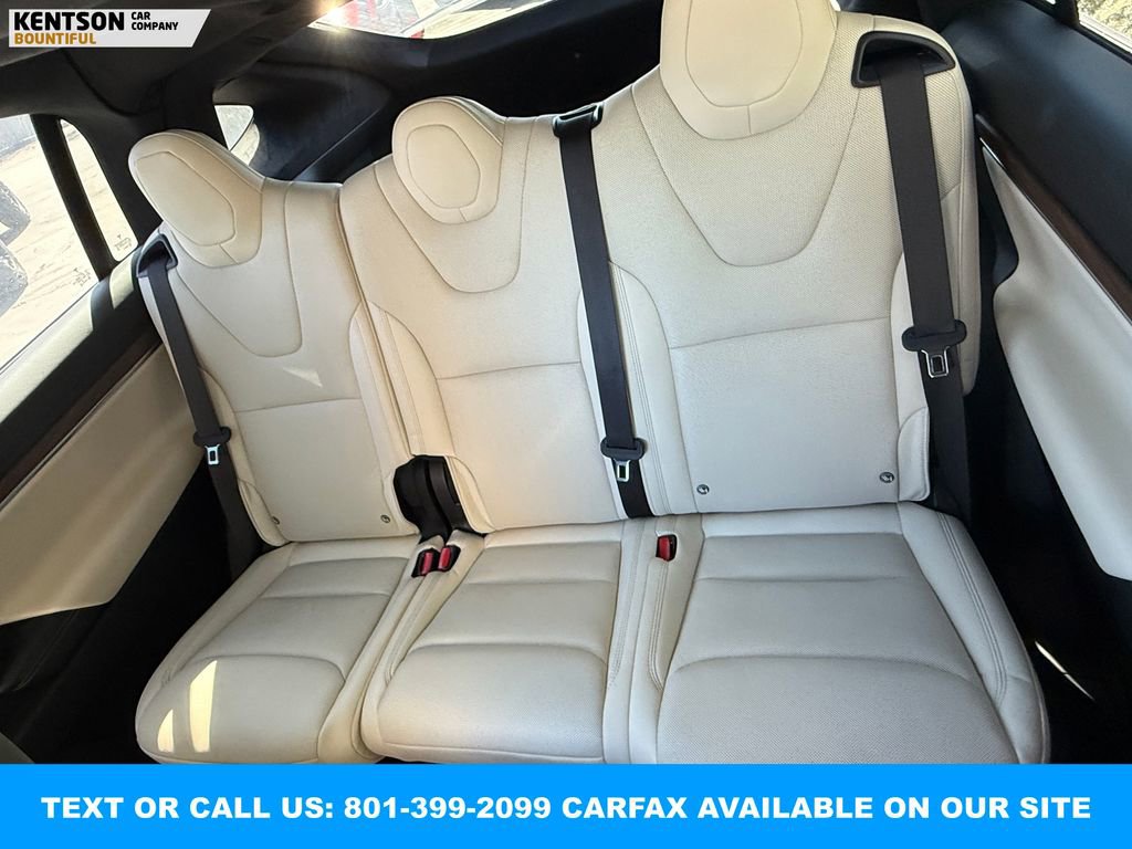 Used 2023 Tesla Model X image 33
