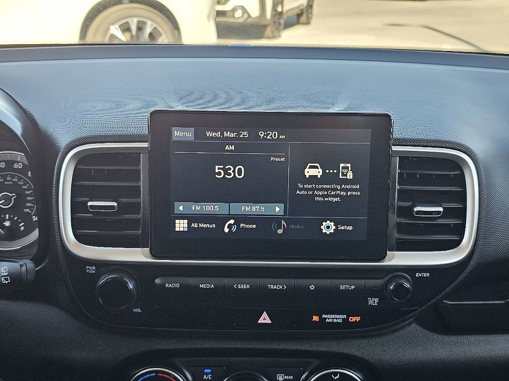 Used 2022 Hyundai Venue SE FWD image 22