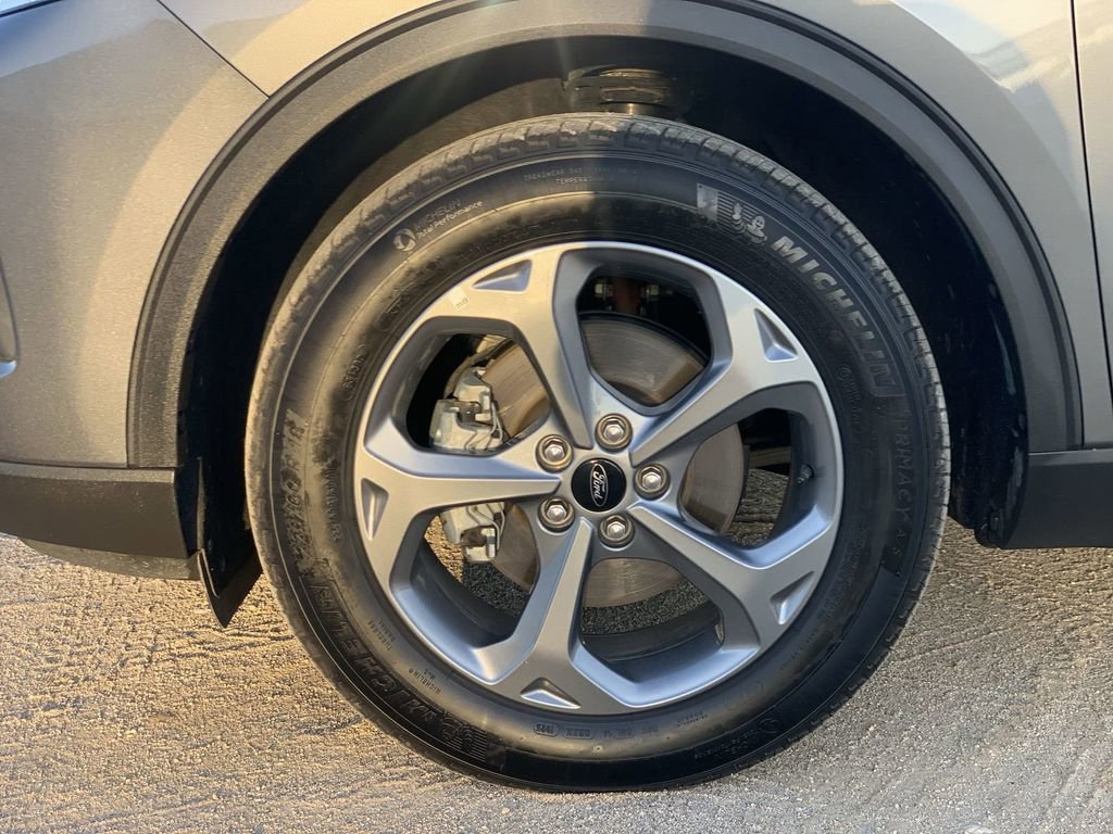 Used 2025 Ford Escape ST-Line image 31