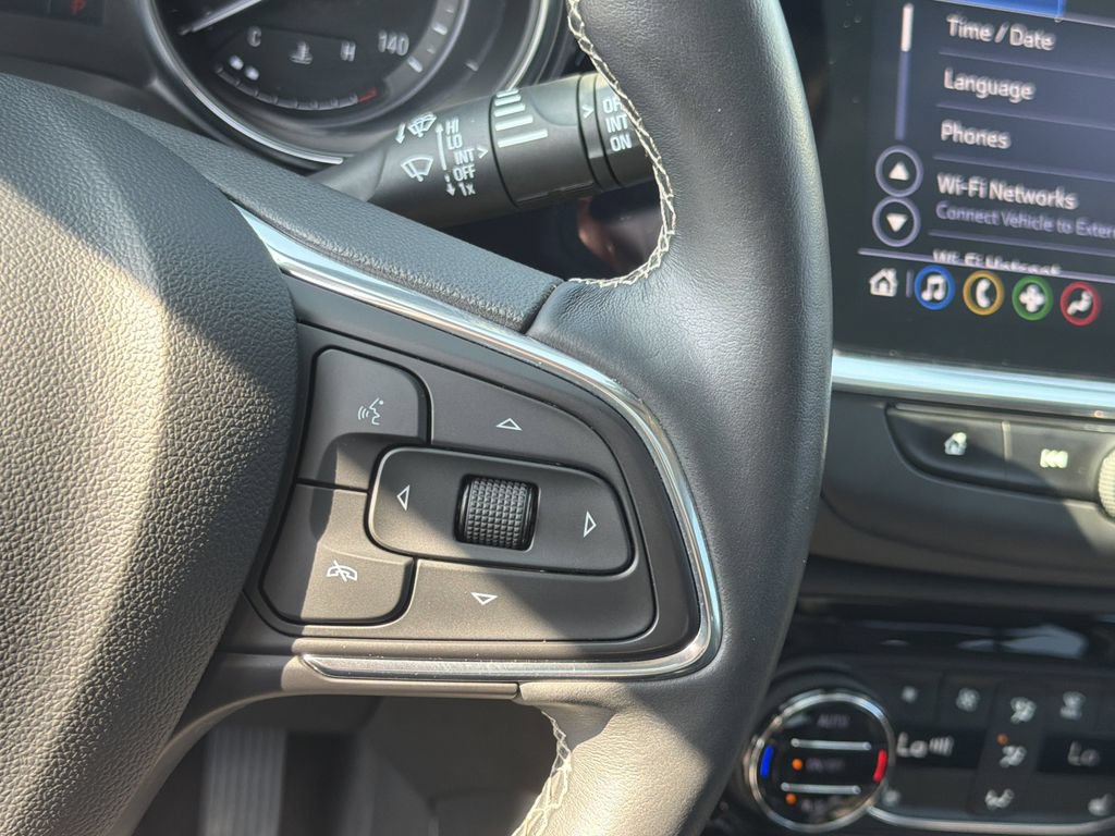 Used 2023 Buick Encore GX Essence w/ Experience Buick Package FWD image 26