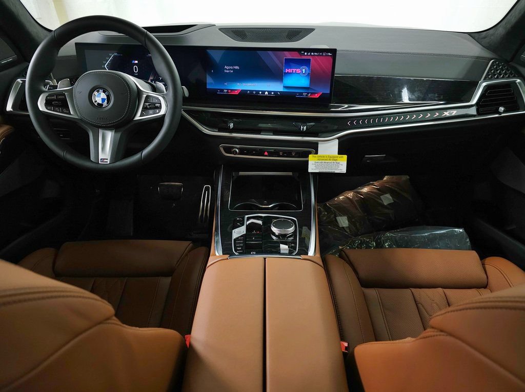 Used 2026 BMW X7 xDrive40i w/ M Sport Package AWD/4WD image 8