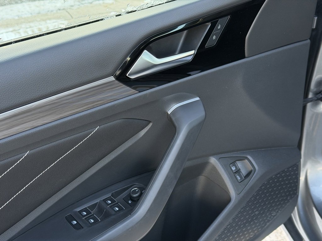 Used 2023 Volkswagen Jetta SEL image 19