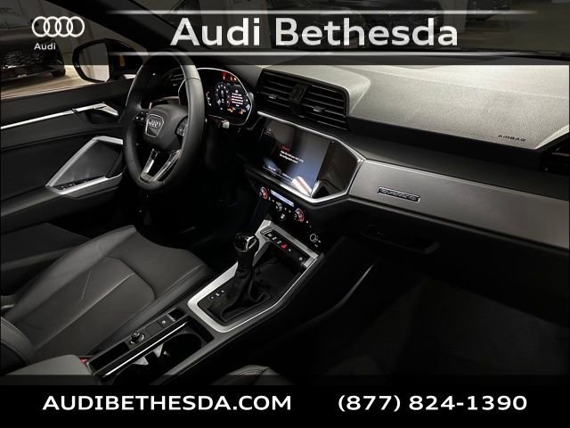 New 2025 Audi Q3 2.0T Premium image 10