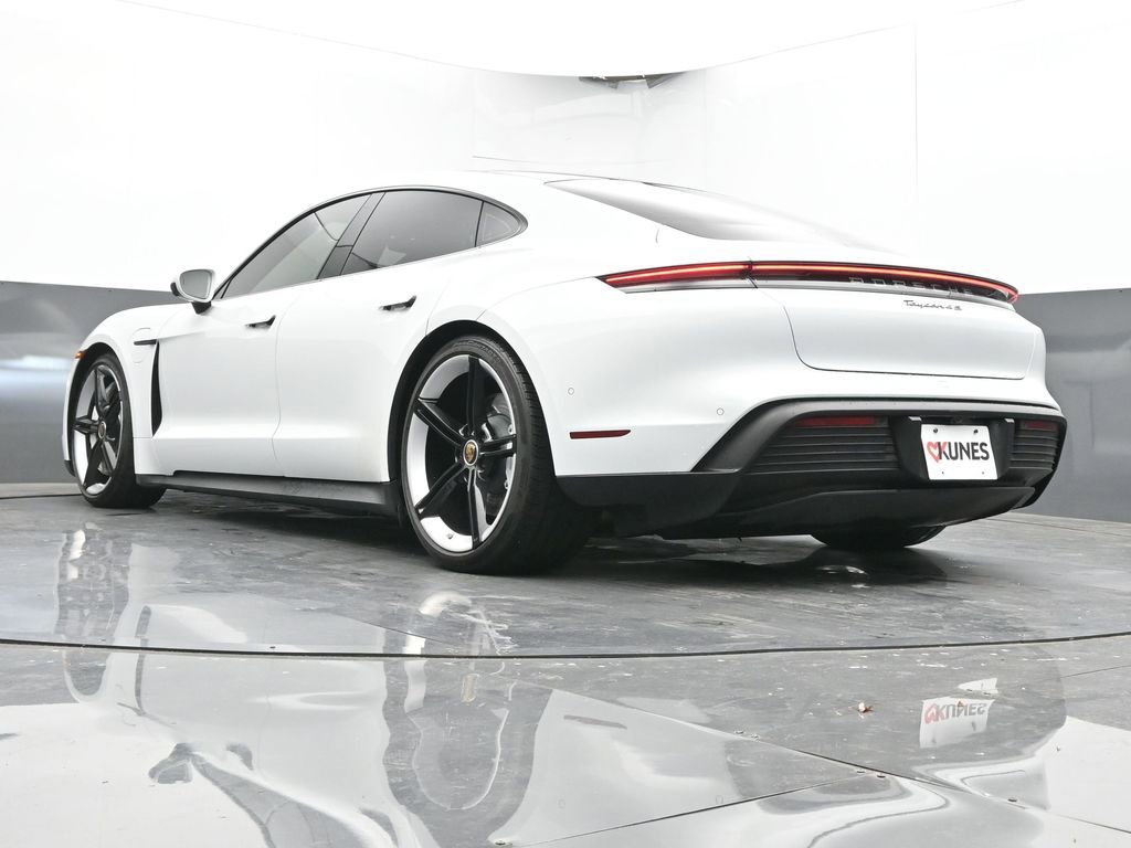 Used 2020 Porsche Taycan 4S image 50