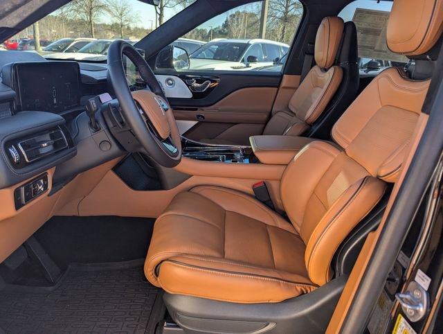 New 2025 Lincoln Aviator Black Label AWD/4WD image 19