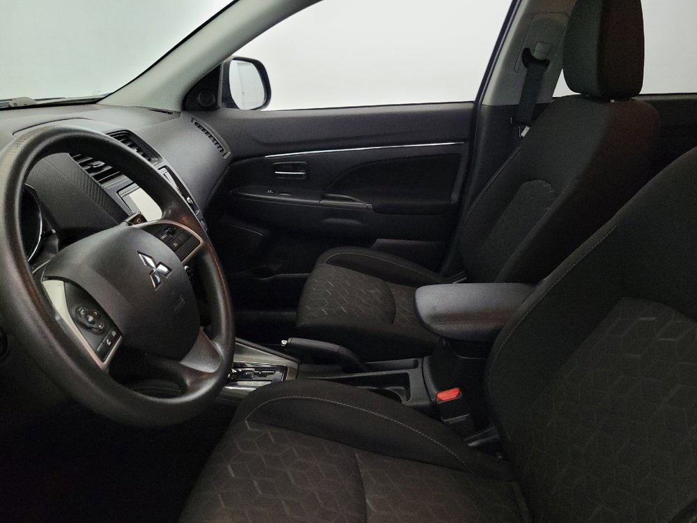 Used 2020 Mitsubishi Outlander Sport ES FWD image 17
