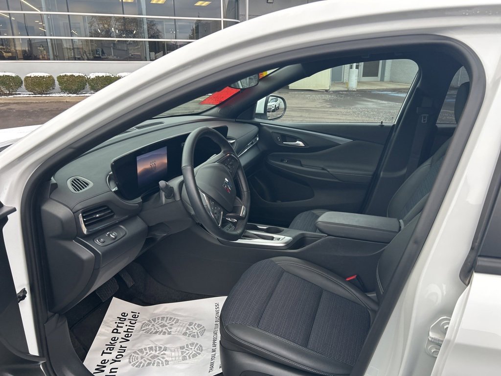 Used 2024 Buick Envista Preferred w/ Convenience I Package image 14