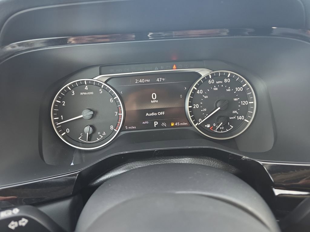 New 2025 Nissan Pathfinder SV w/ SV Premium Package image 16