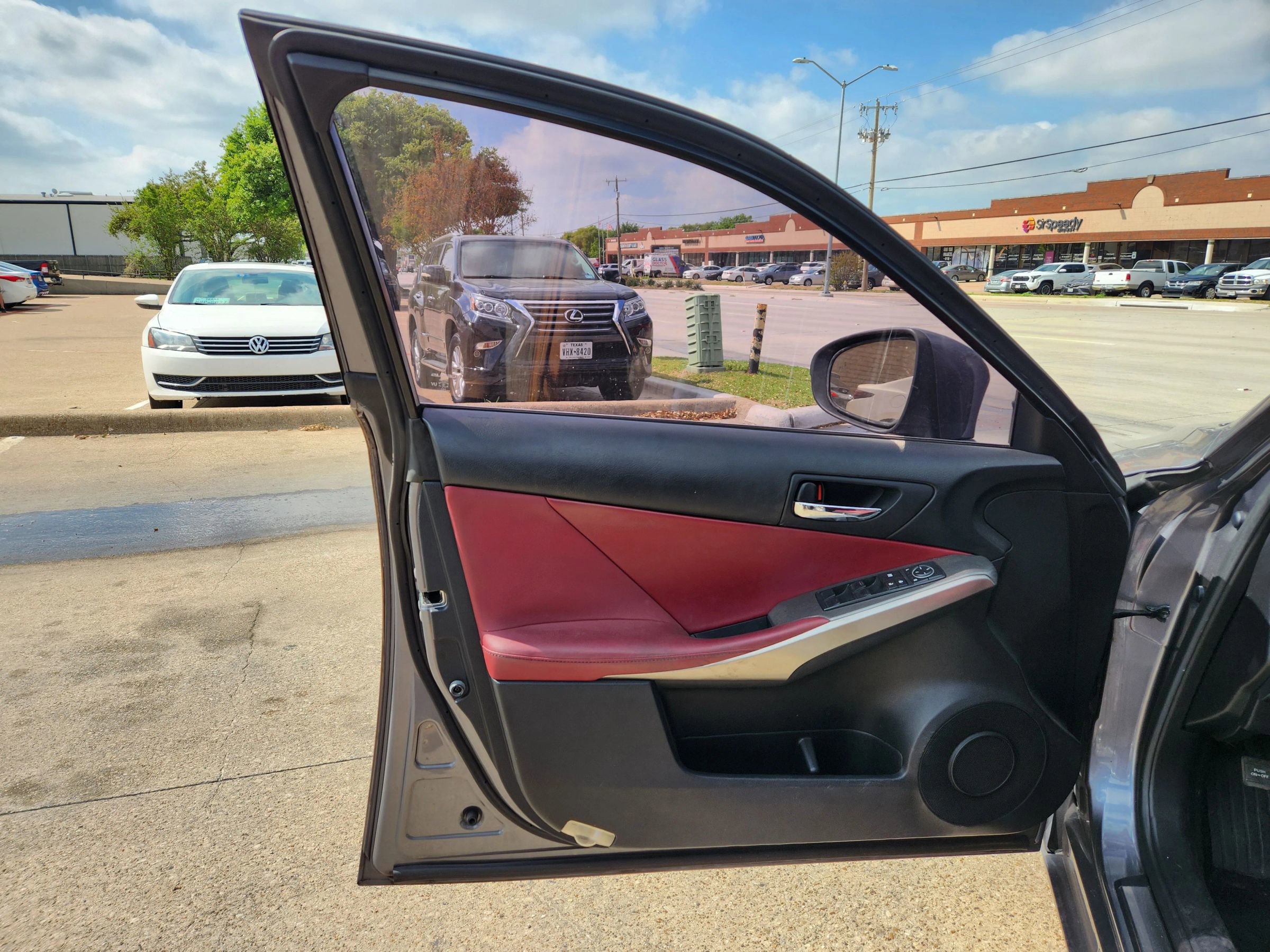 Used 2016 Lexus IS 200t image 9