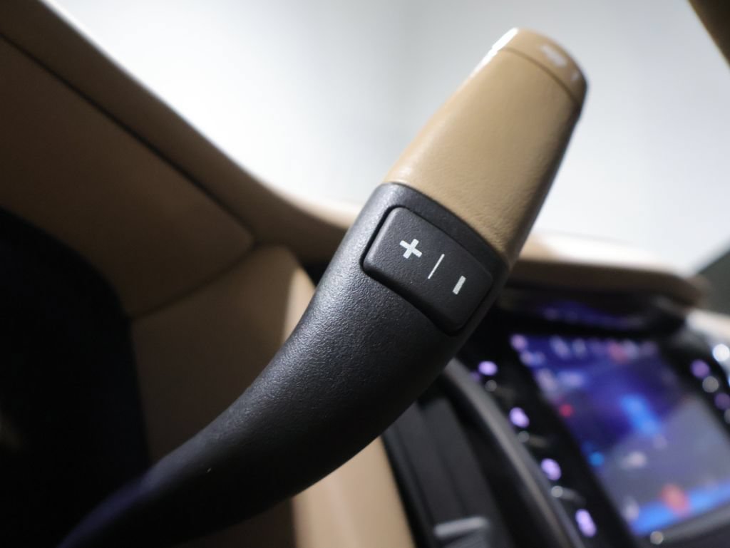 Used 2020 Cadillac Escalade Platinum AWD/4WD image 44