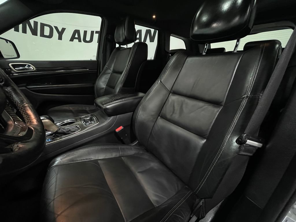 Used 2017 Jeep Grand Cherokee Limited image 14