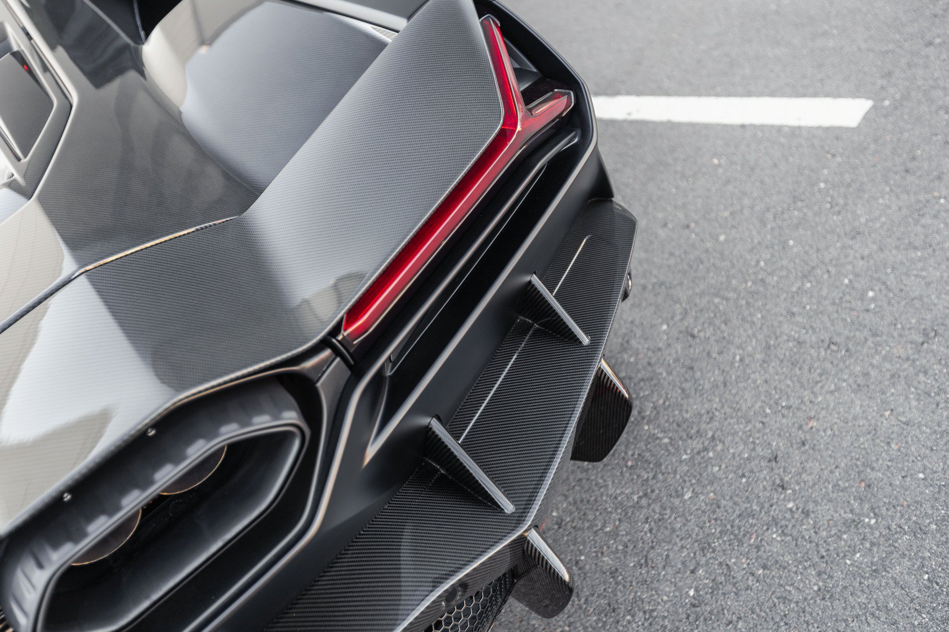 Used 2025 Lamborghini Revuelto AWD/4WD image 78