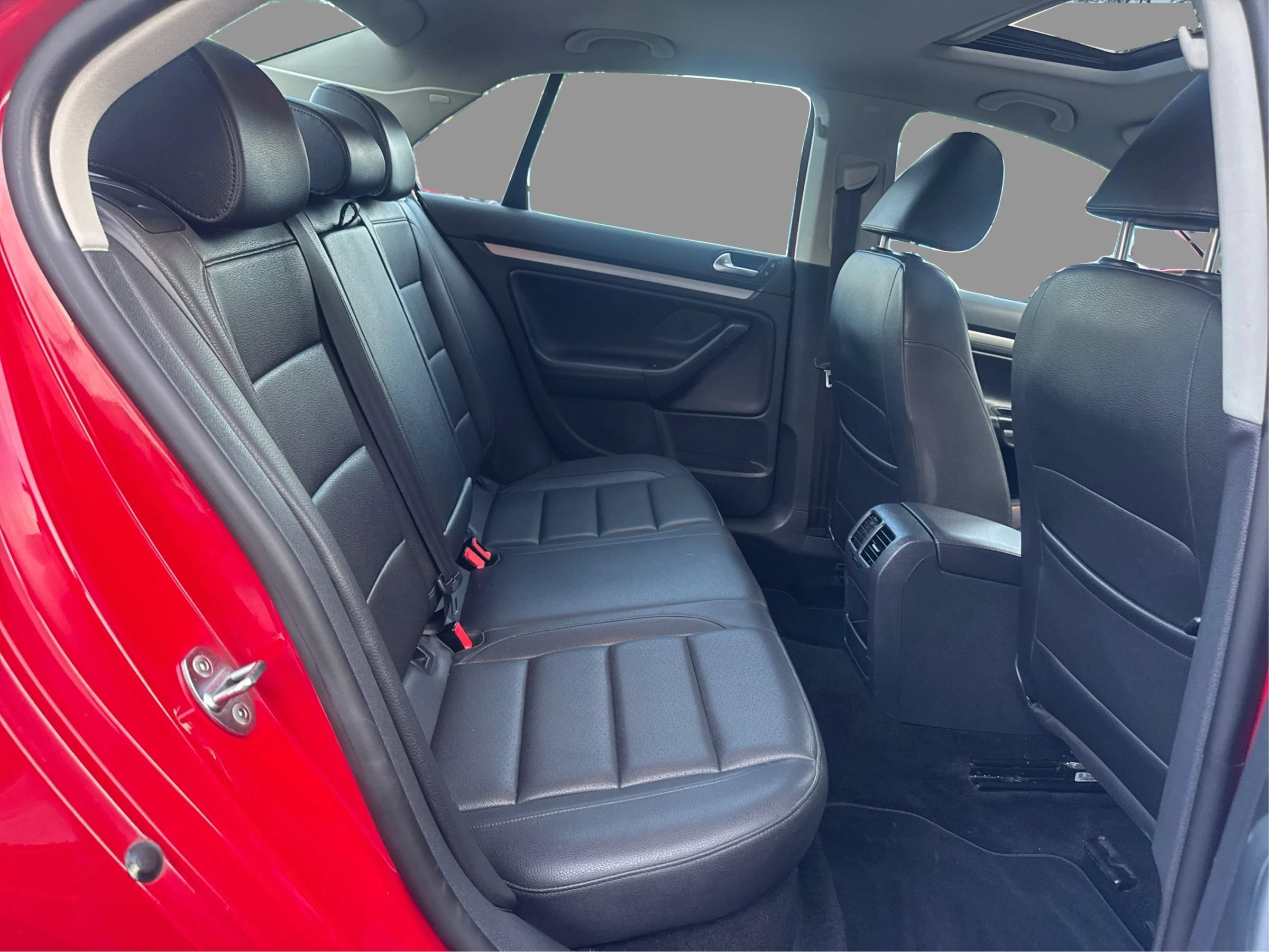Used 2010 Volkswagen Jetta Limited Edition FWD image 26